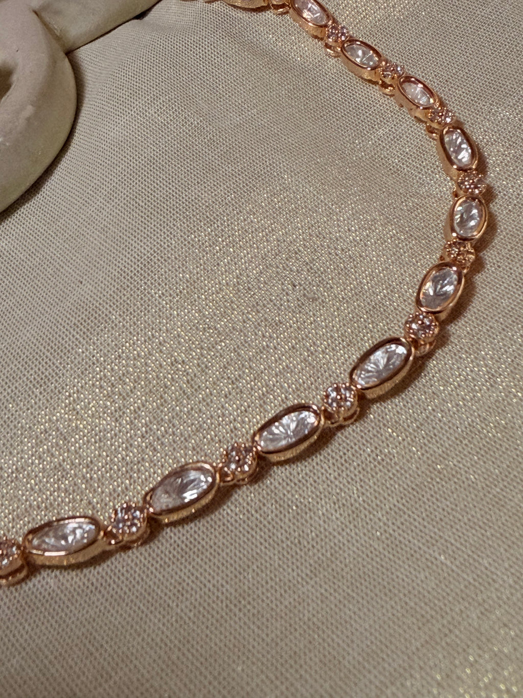 Ivory Oval Polki Kundan Choker Necklace Set with Floral Stud Earrings – Rose Gold Finish - Ivory Oval Polki Kundan Choker Necklace Set with Floral Stud Earrings – Rose Gold Finish (3)