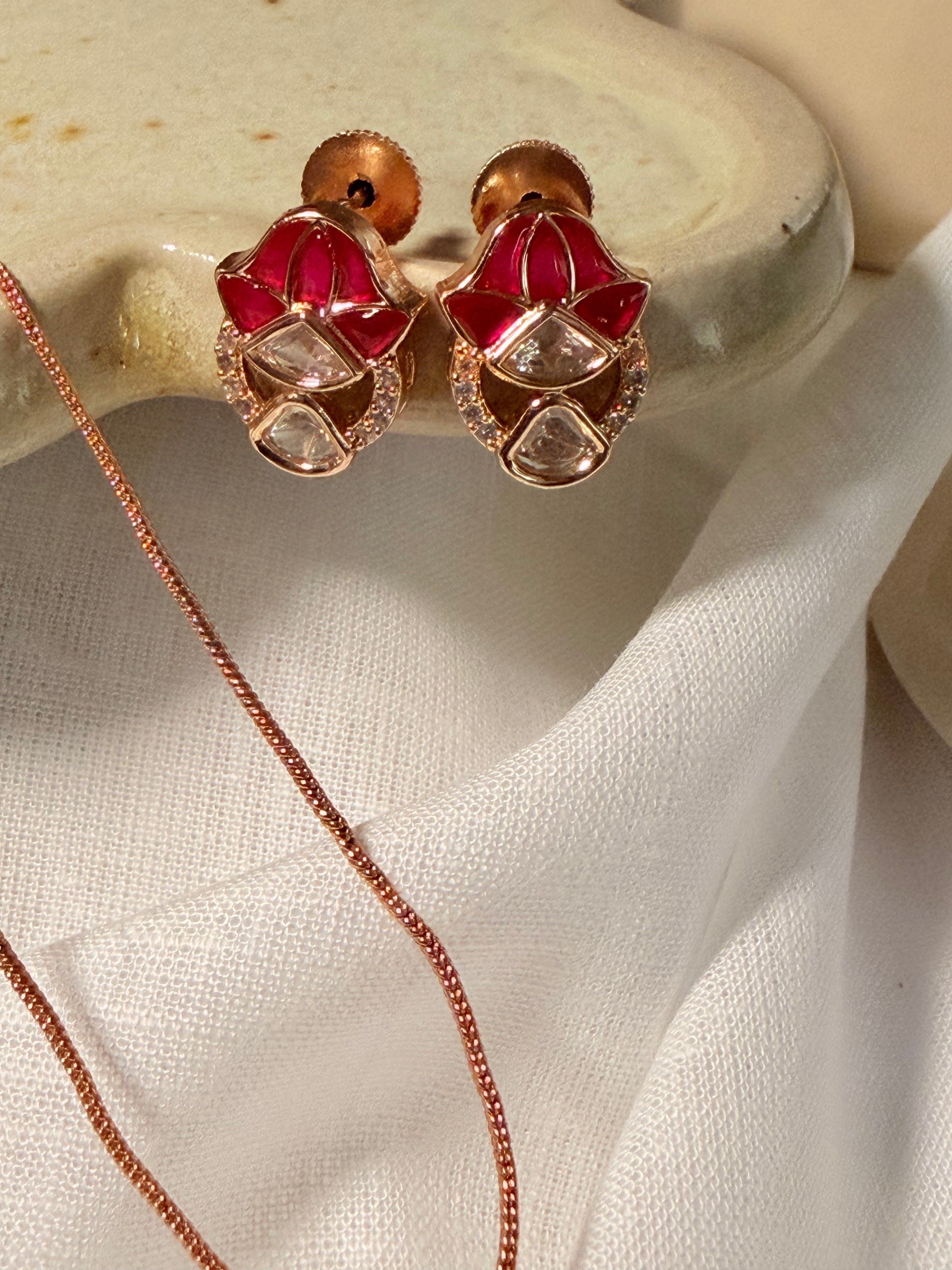 Ruby Pink Floral Polki Pendant Necklace Set with Matching Stud Earrings – Rose Gold Finish - Ruby Pink Floral Polki Pendant Necklace Set with Matching Stud Earrings – Rose Gold Finish (1)
