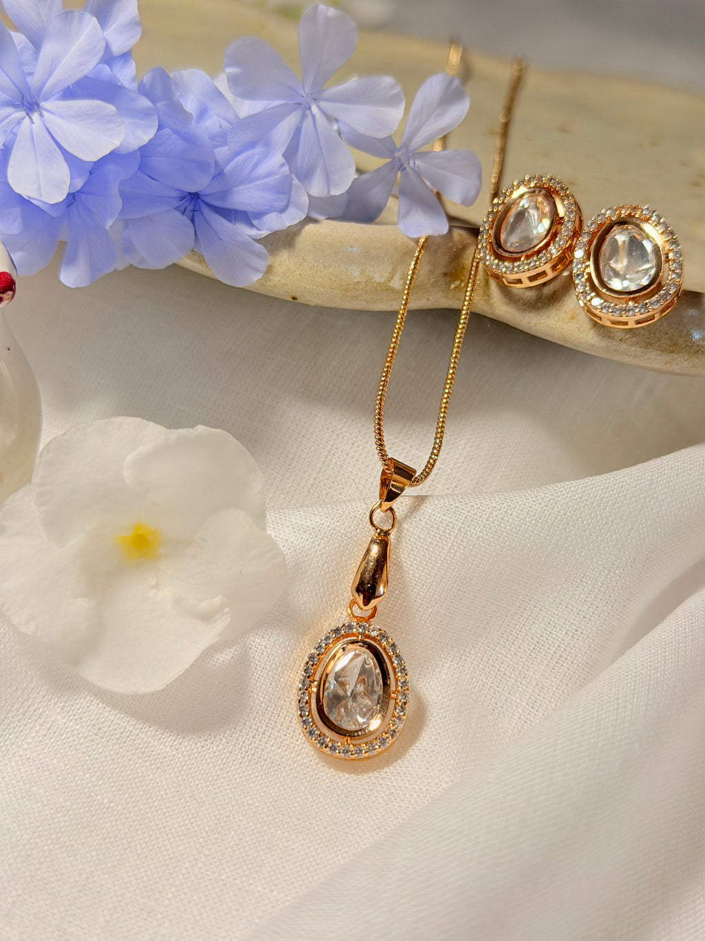 Classic Polki Solitaire Pendant Necklace Set with Halo Stud Earrings – Gold Finish - Classic Polki Solitaire Pendant Necklace Set with Halo Stud Earrings – Gold Finish (2)