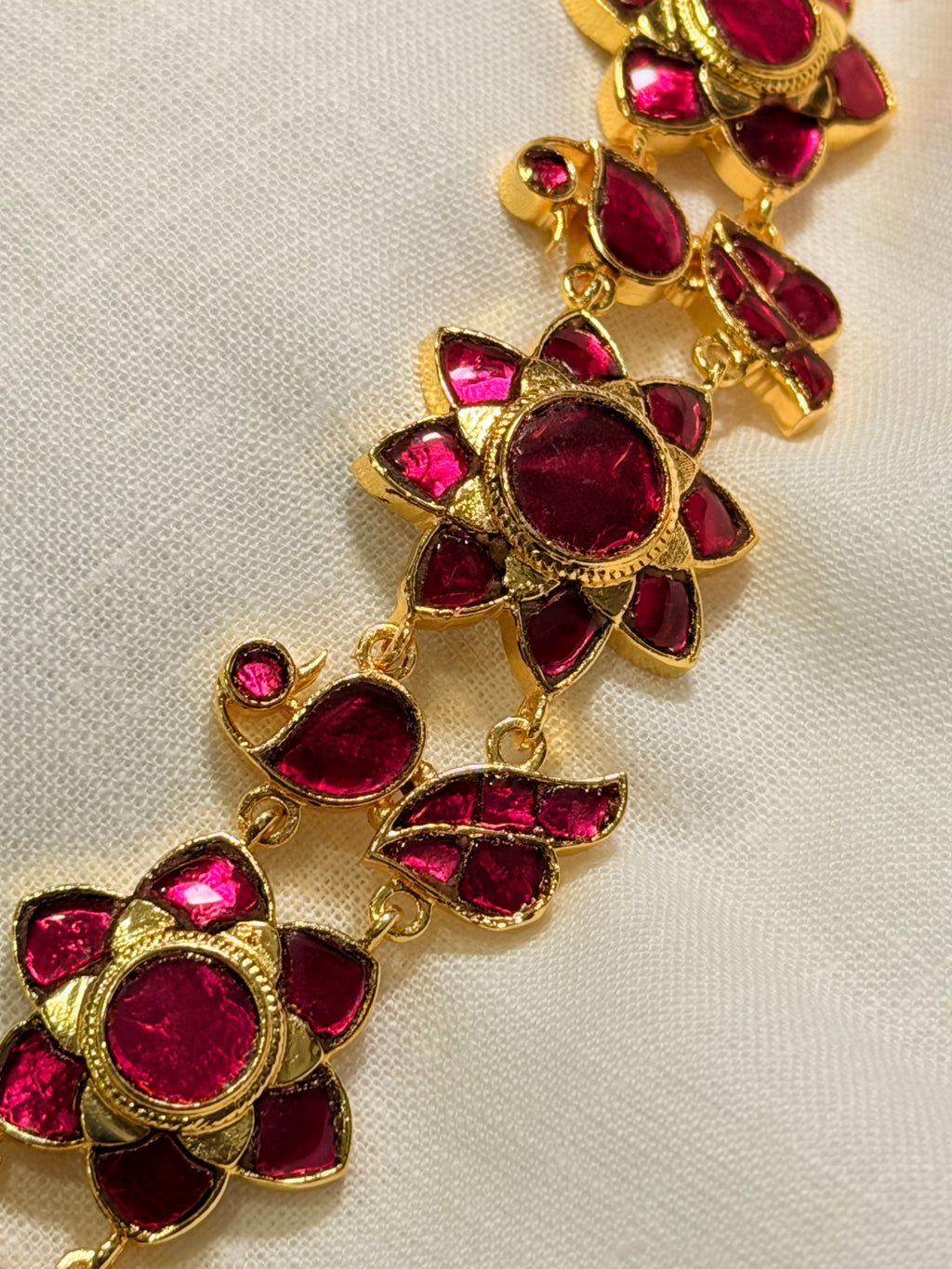 Vamika Jadau Peacock Choker Set - Ruby (2)