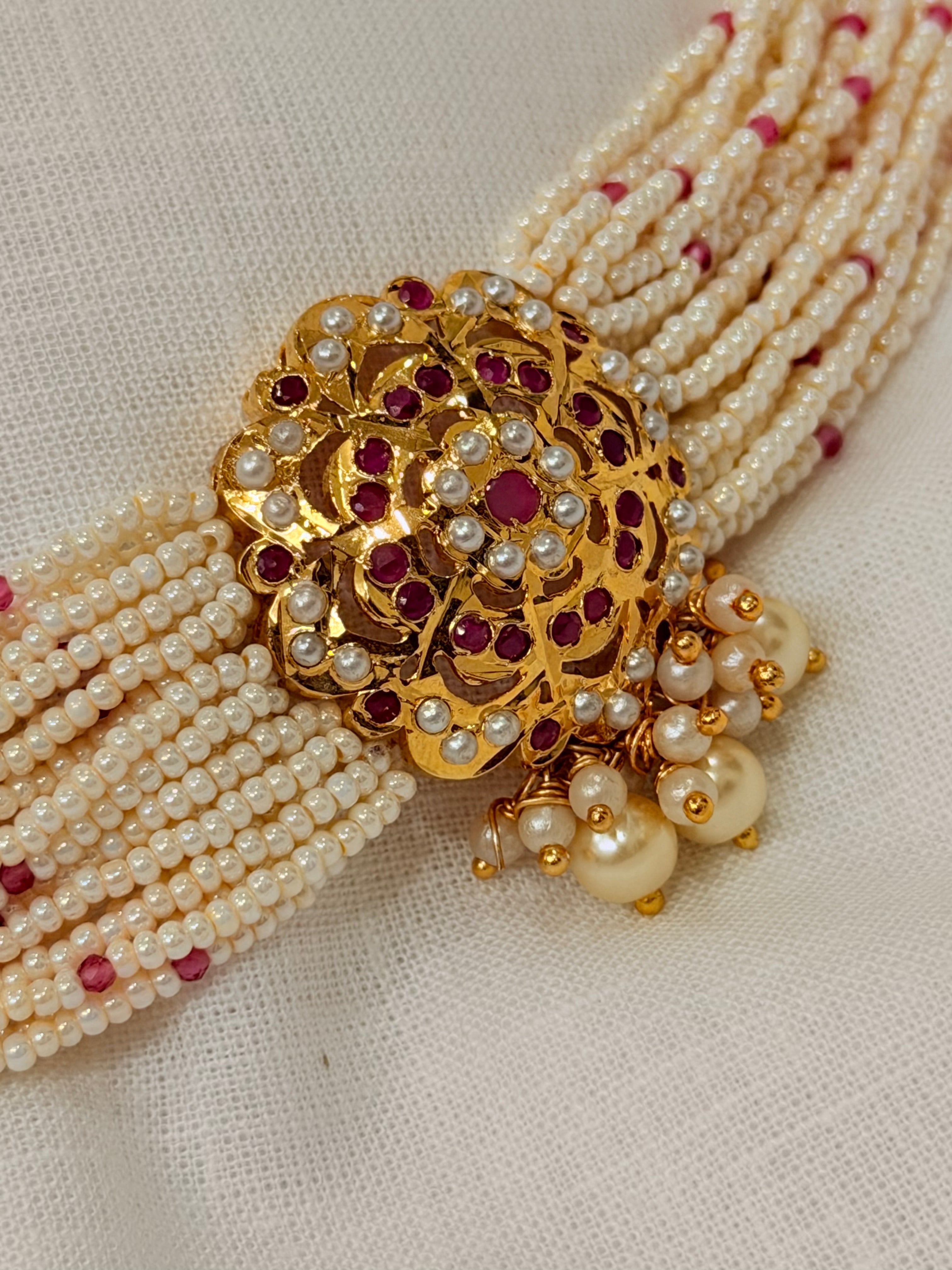Sylvara Jadau Pearl Heritage Choker Set - Ruby (2)