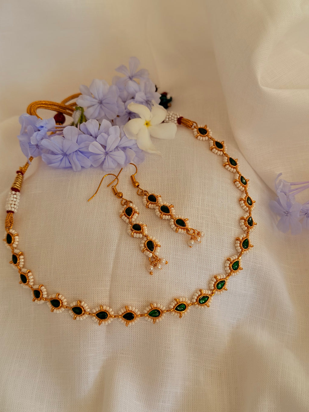 Aurelia Pearl Teardrop Necklace Set - Emerald Green (1)