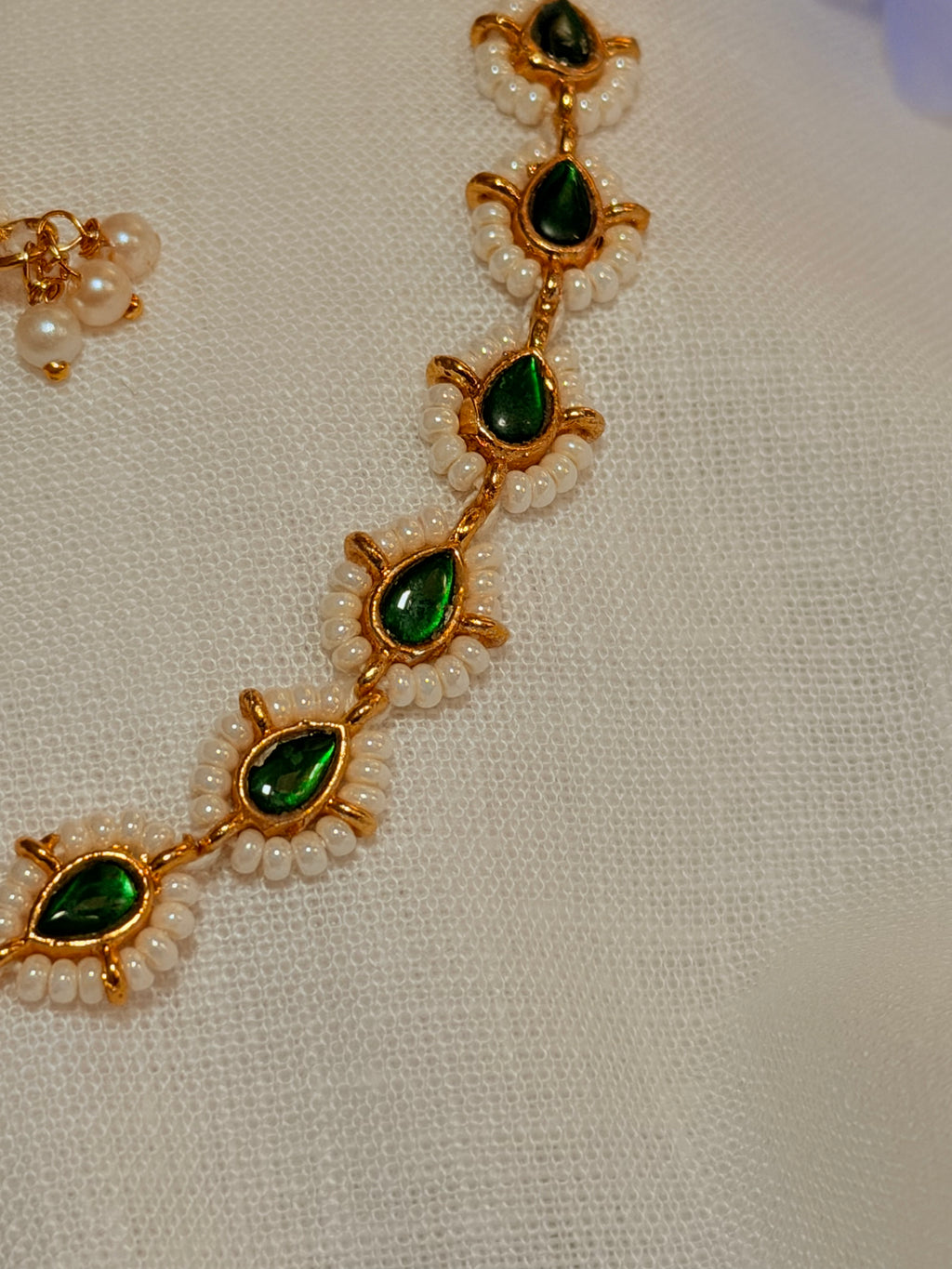 Aurelia Pearl Teardrop Necklace Set - Emerald Green (2)