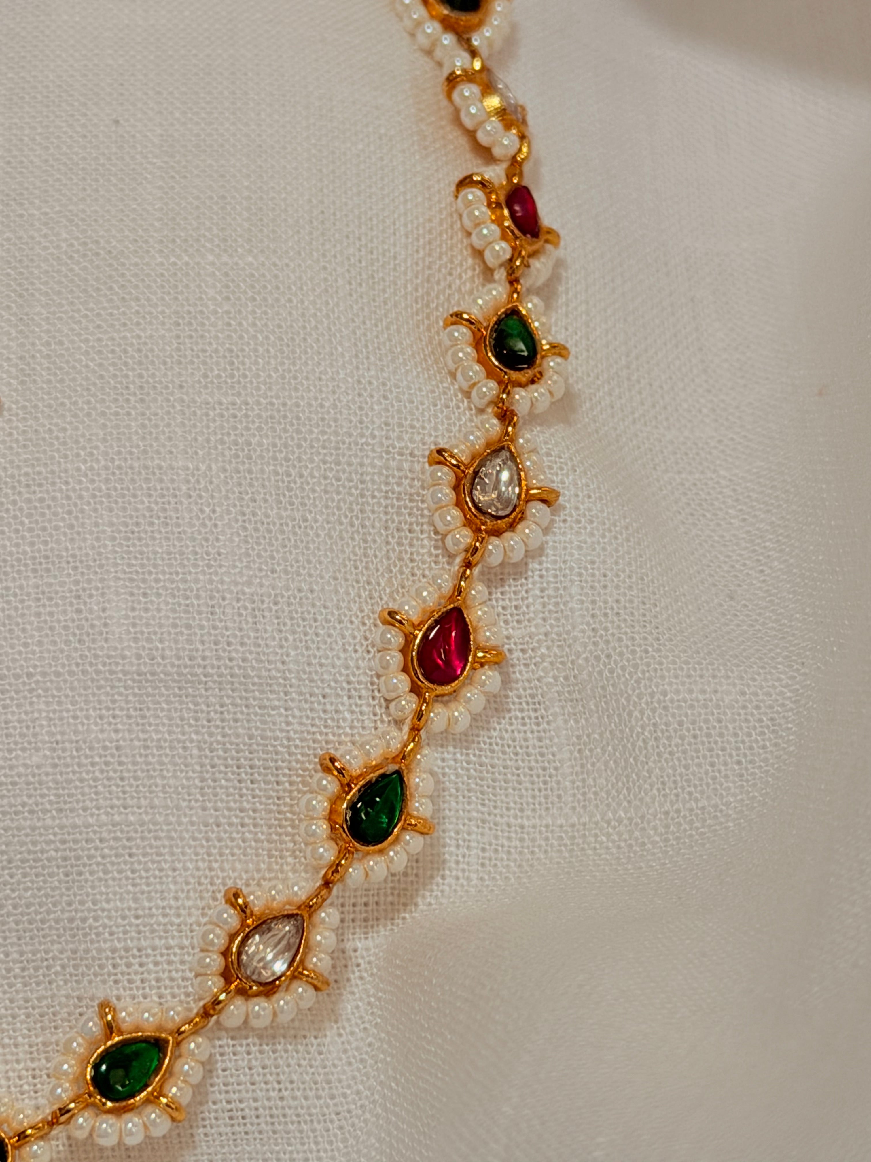Aurelia Pearl Teardrop Necklace Set - Green & Ruby (2)