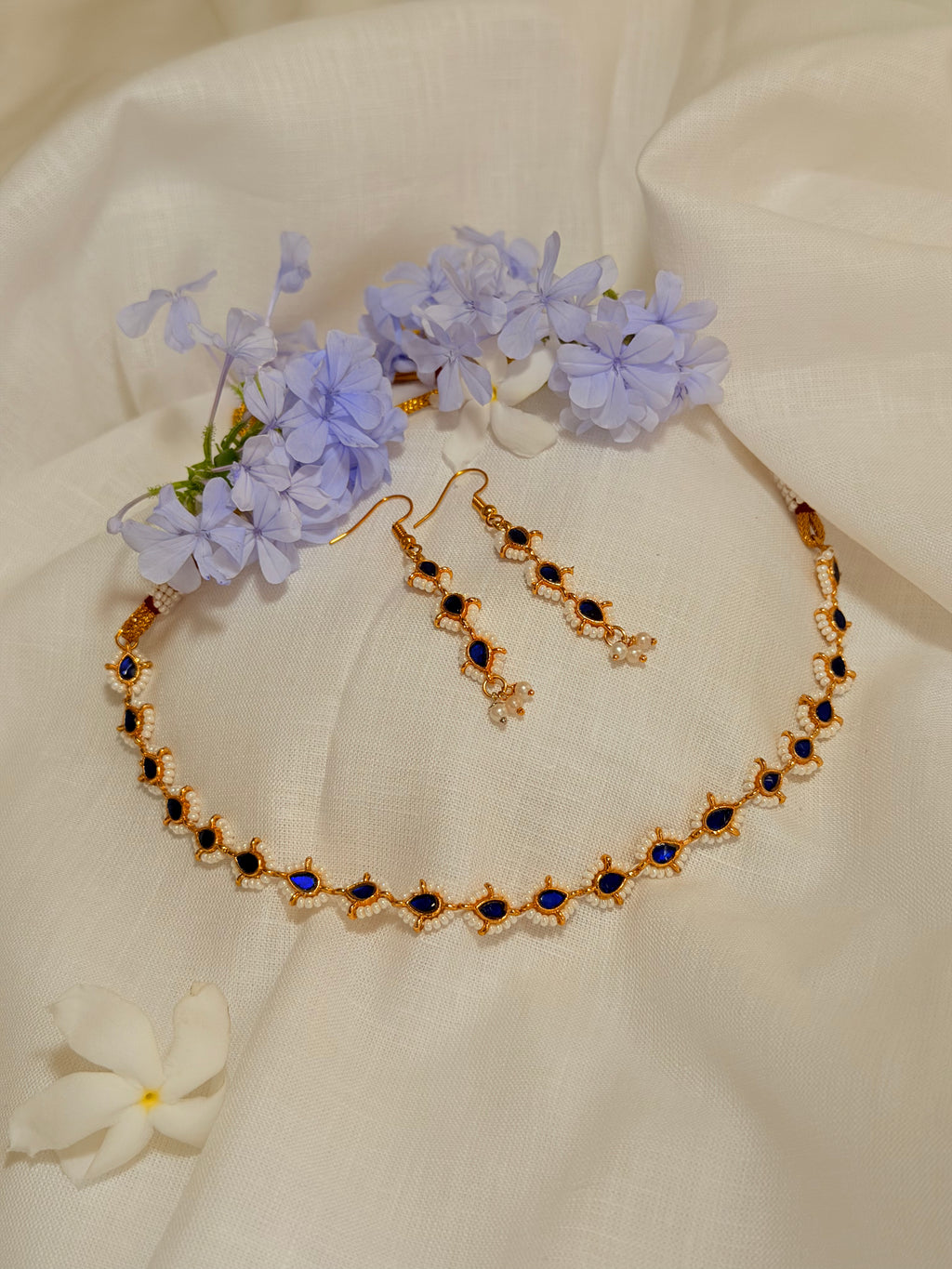 Aurelia Pearl Teardrop Necklace Set - Sapphire Blue (1)