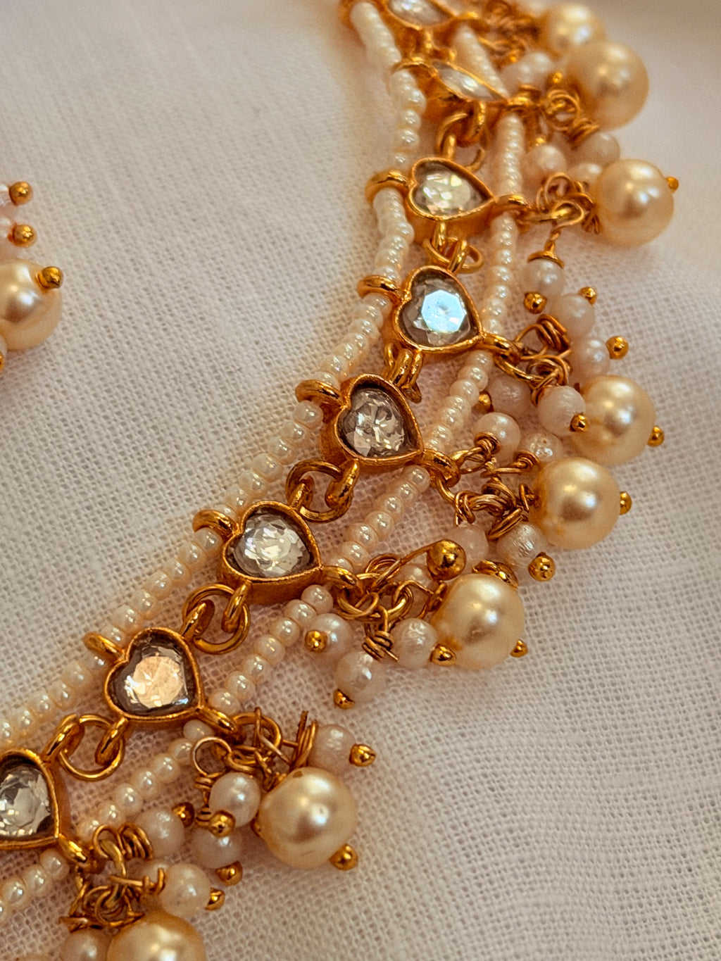 Elaria Heart Pearl Necklace Set - White (2)