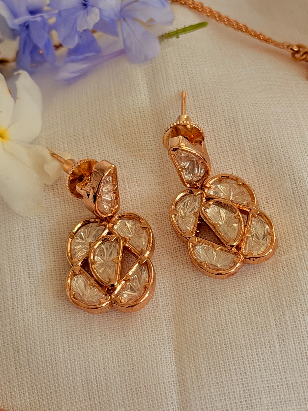 Elysia Crystal Petal Necklace Set - Elysia Crystal Petal Necklace Set (3)