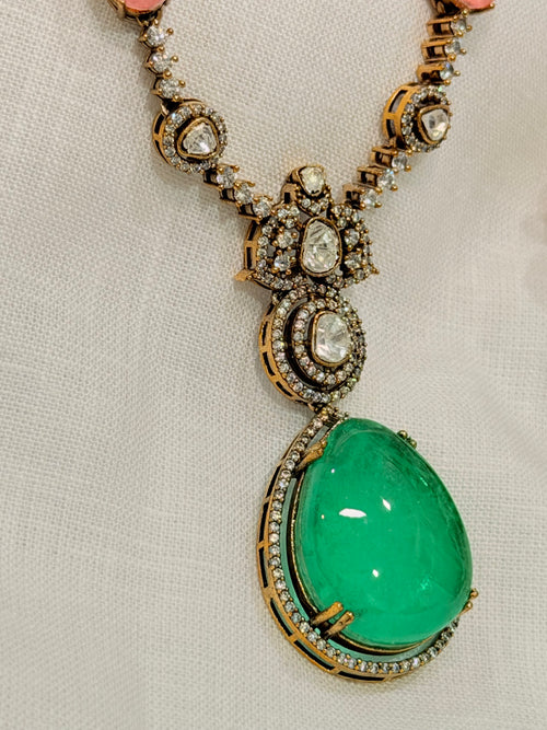 Aadhira Victorian Pendant Necklace Set - Aadhira Victorian Pendant Necklace Set (2)