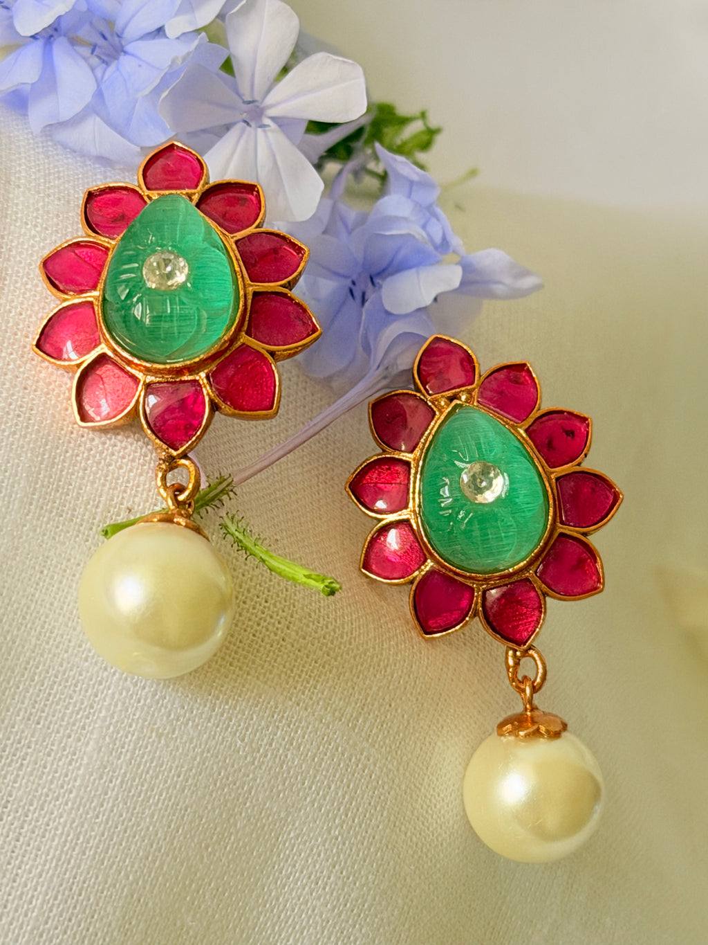 Maravelle Pearl Floral Stud Earrings - Mint Green & Red (2)