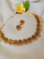 Padmika Lotus Kemp Stone Pearl Choker Set - White (1)