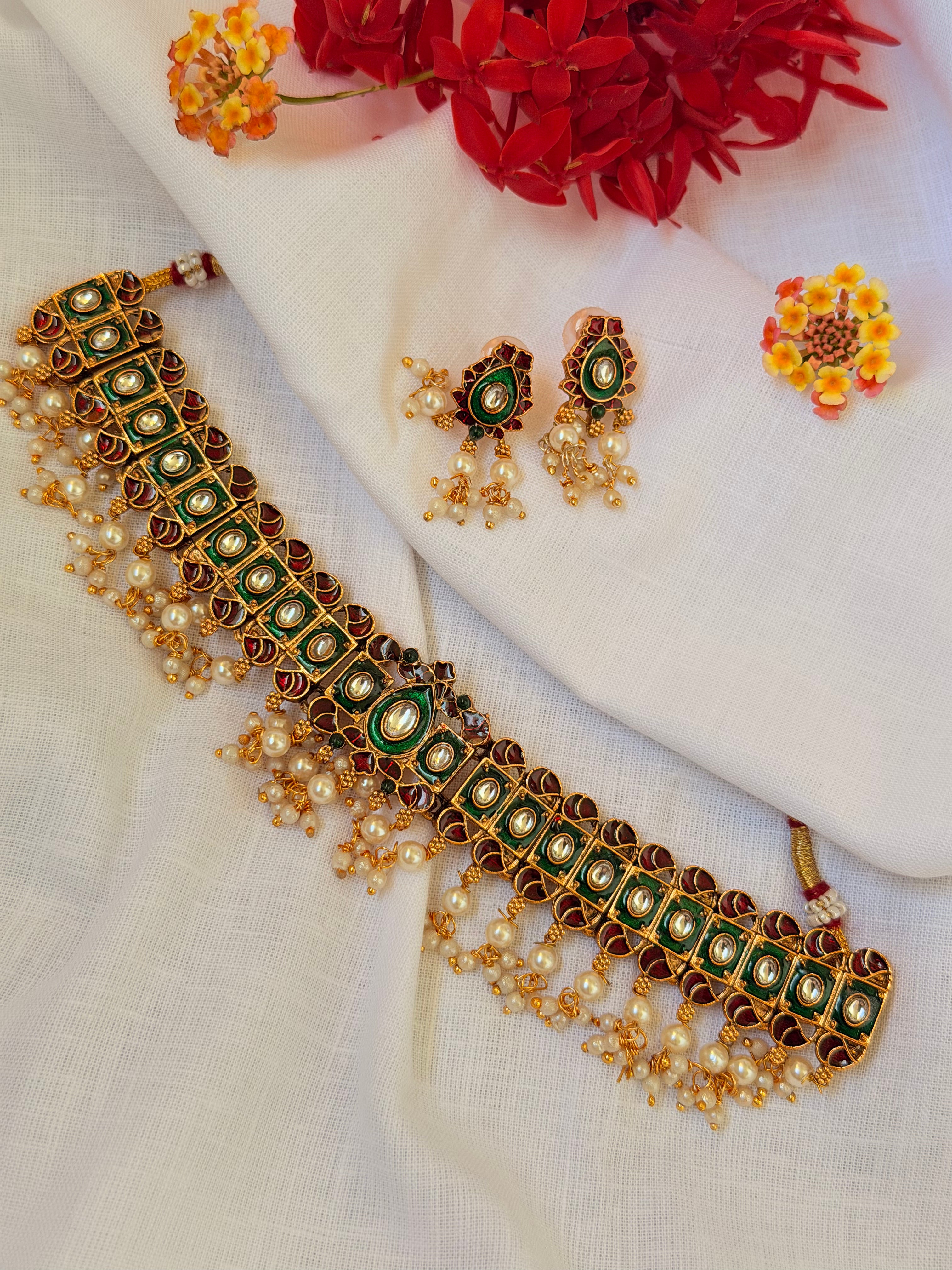 Mrunalini Enamel Pearl Choker Set - Green (1)