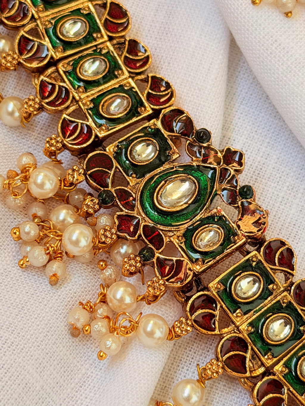 Mrunalini Enamel Pearl Choker Set - Green (3)