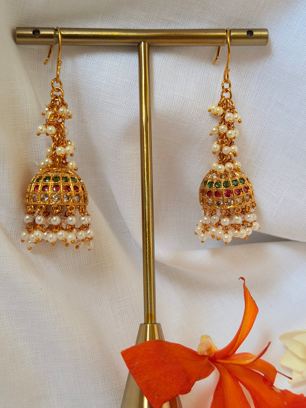 Vaidehi Pearl Cascade Kemp Jhumkas - Vaidehi Pearl Cascade Kemp Jhumkas (1)