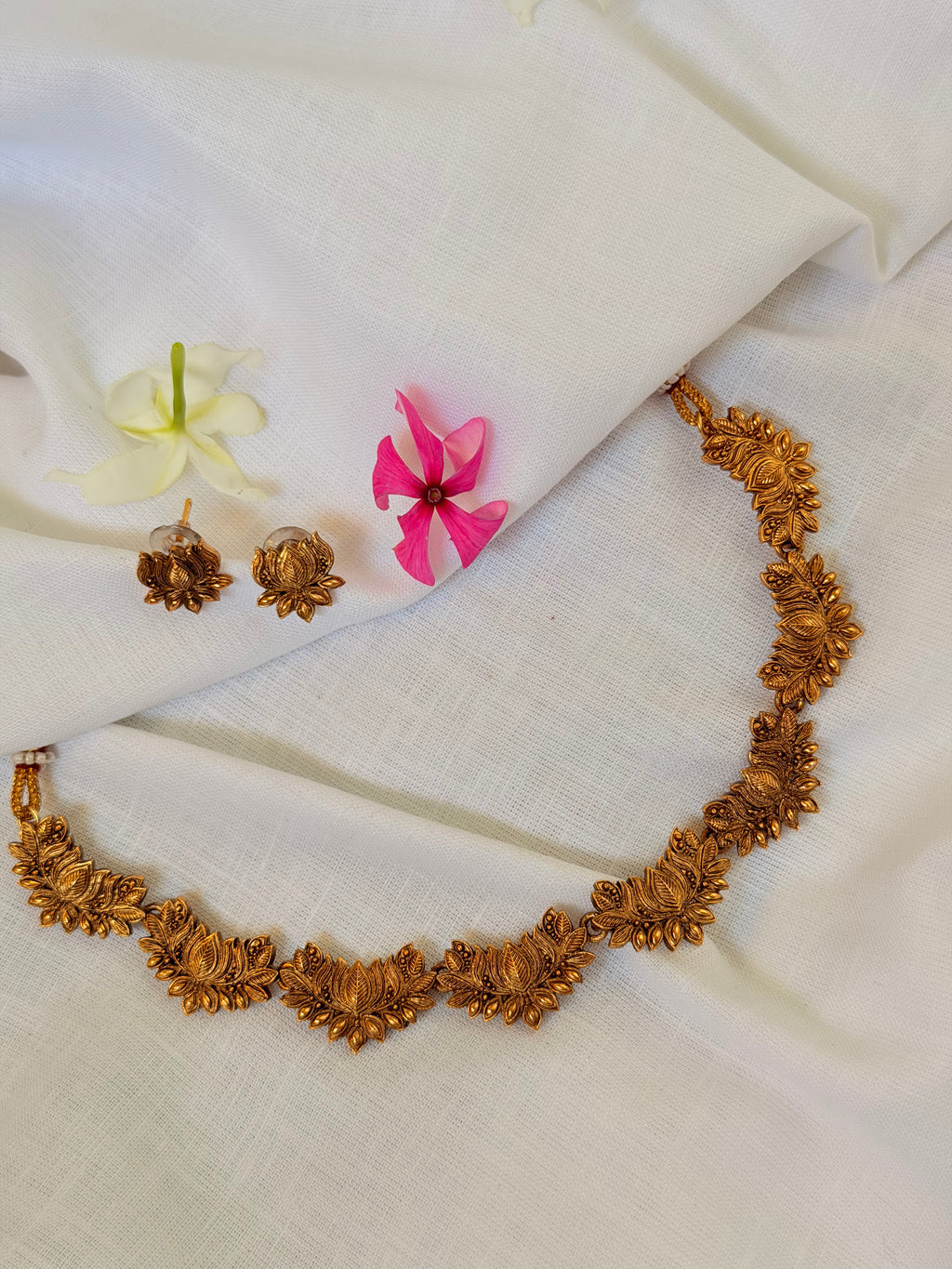 Ritambari Antique Lotus Necklace - Ritambari Antique Lotus Necklace (1)