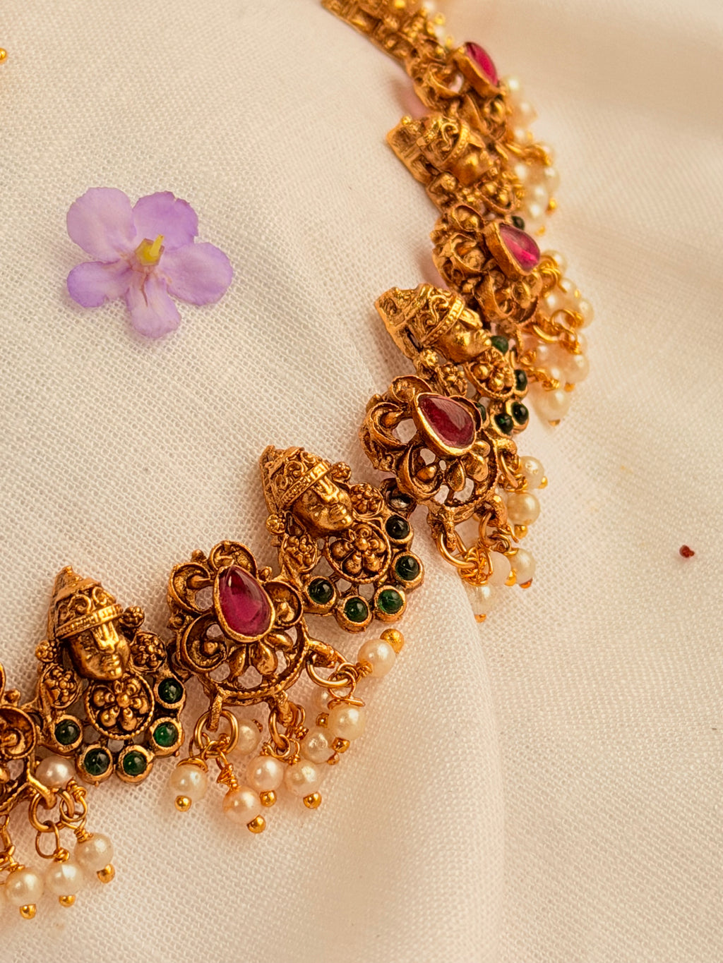 Rohisha Vishnu Temple Choker - Multi (2)