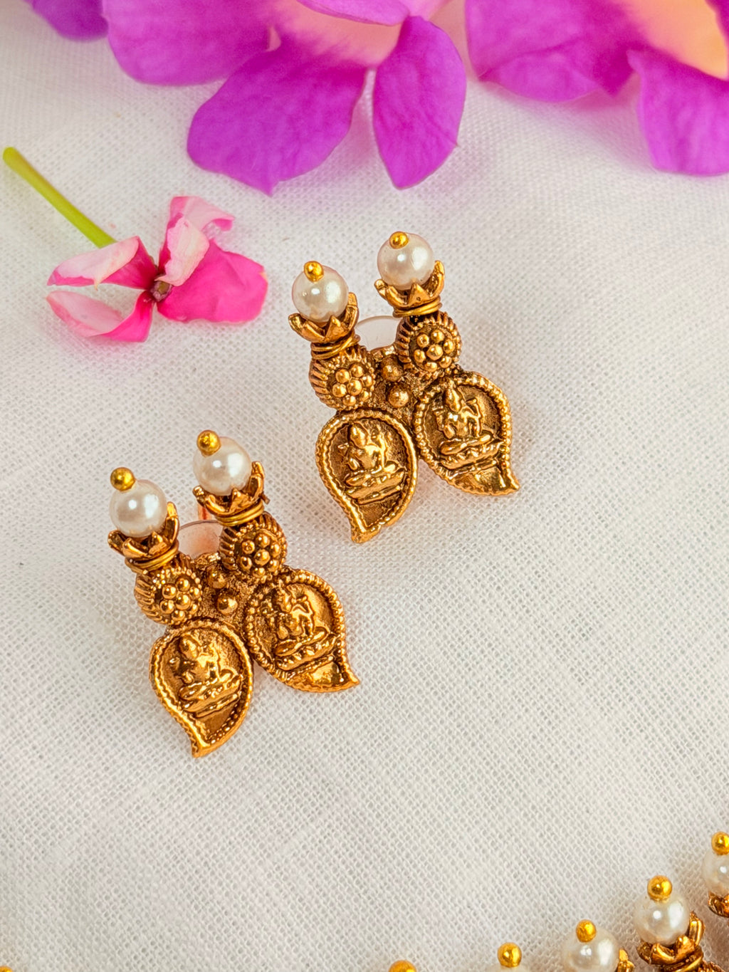 Maanvika Necklace Set - Maanvika Necklace Set (3)