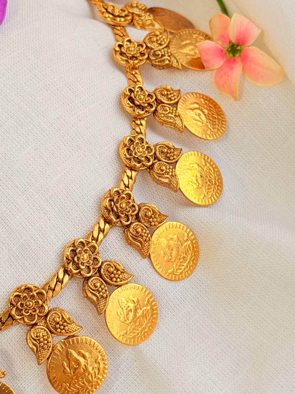 Kothai Necklace Set - Kothai Necklace Set (2)