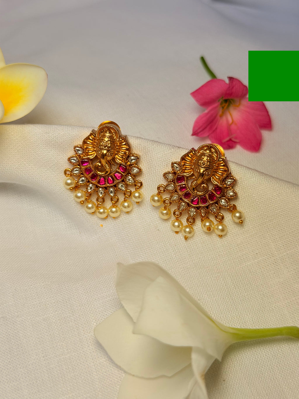 Ganesha Jadau Pearl Stud Earrings - Ganesha Jadau Pearl Stud Earrings (1)